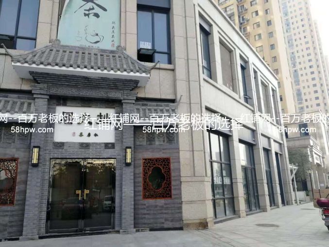 未央区地铁口旁230平临街空铺无行业限制