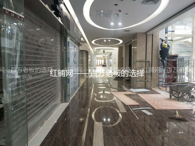 新城区康复路东方亿象城负一楼饰品店出租