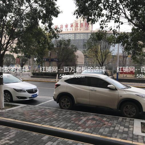 未央区第三医院小区门口第 一家二楼95平旺铺