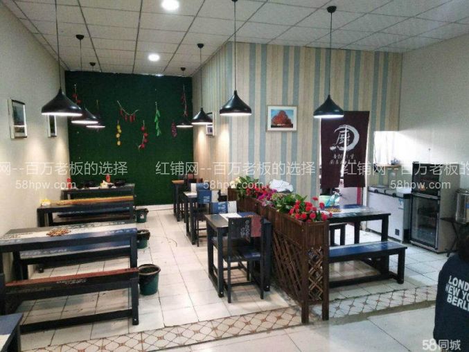 纺织城铁道技术学院52平餐饮店给钱就转