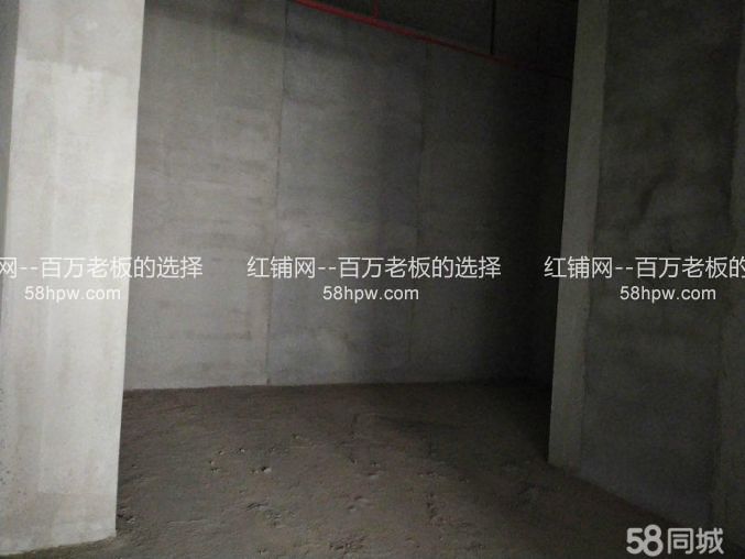 海伦春天西门130平米一拖三旺铺招租