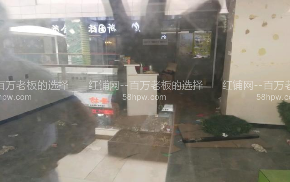 未央区三桥地铁口万象金街92平旺铺招租行业不限