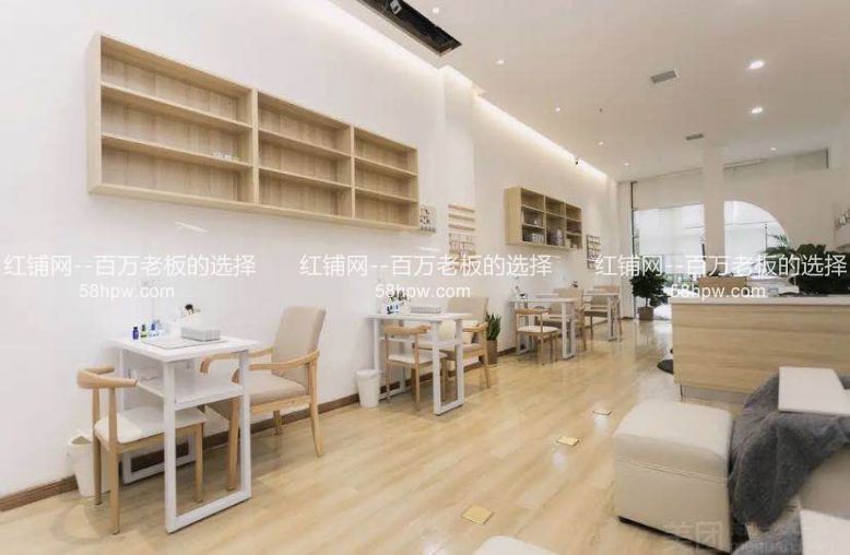 未央区英皇之都70平精装美甲美睫旺铺转让