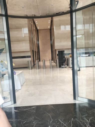 曲江新区雁展路莱安中心255平写字间出租