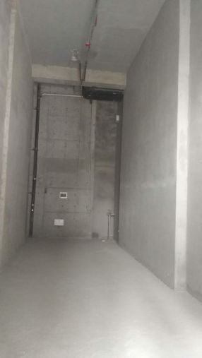 灞桥区碧桂园对面 三甲医院旁45平空铺出租