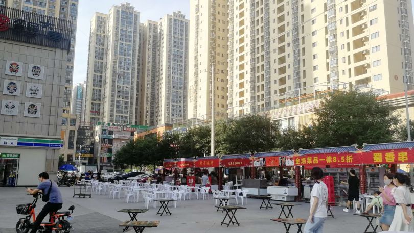 未央区名京九合院广场内32平火爆餐饮店转让