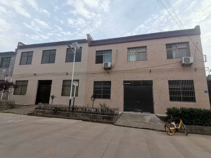 1.灞桥洪庆洪阳南路马路边300平厂房出租租金便宜