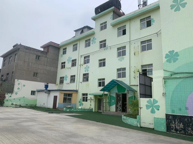 未央区1500平临街独院店铺出租 业态不限 带院子