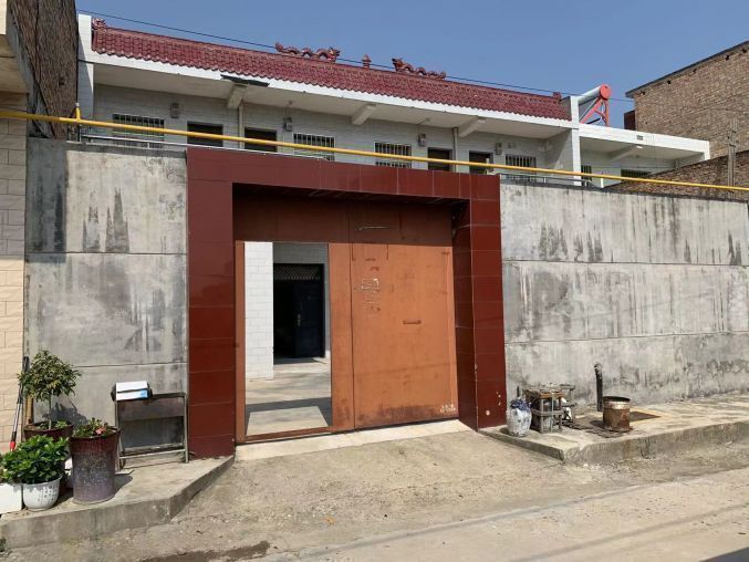 1.六村堡 西三环400平独院厂房出租 独门独院 交通便利