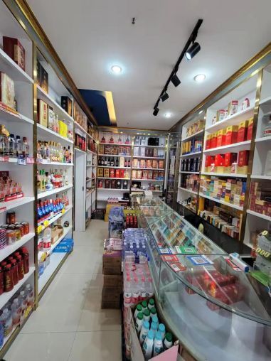 1.碑林大差市地铁口20平店铺出租 纯一楼交通便利