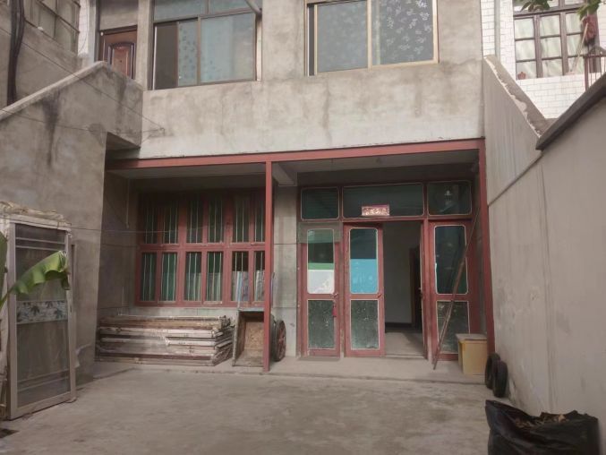 未央六村堡街道130平仓库出租 租金低 交通便利