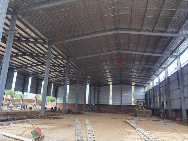 1.鄠邑区余下全新2000平工业厂房出租可分割带行车