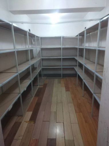 房东低价急租八府庄650平库房可以分割，价格可以协商
