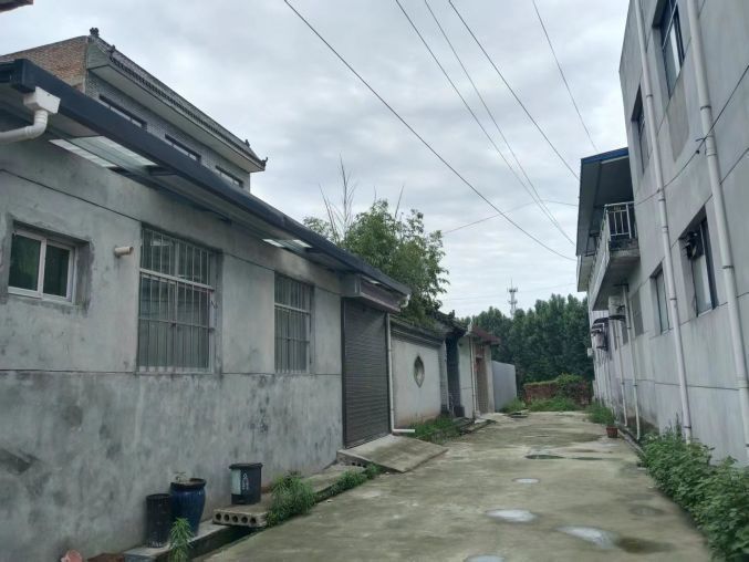 1.长安区杜曲街道250平仓库出租 物流 分拣 配送