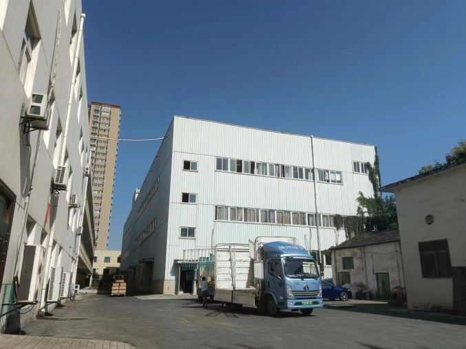 新城韩森寨地铁口附近2000平厂房可分割 业态不限