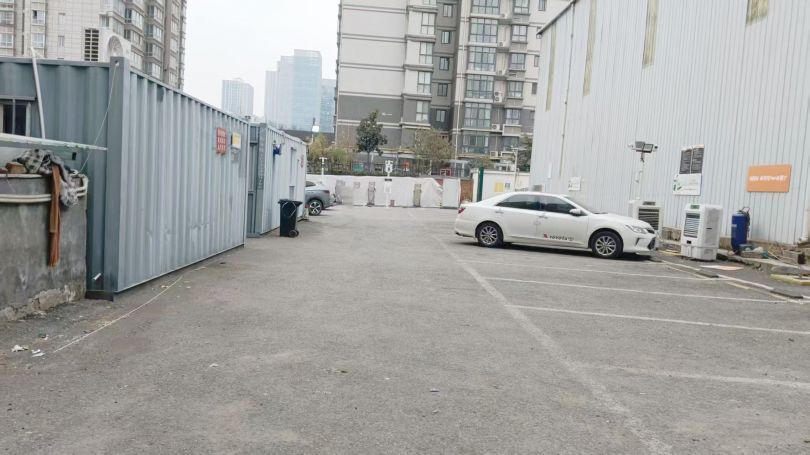 雁塔区电视塔地铁口附近1亩空地出租租金便宜