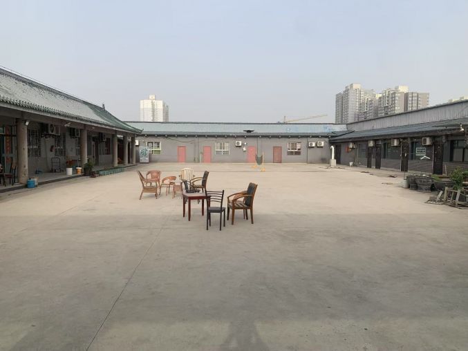 莲湖海纳购物广场200平旺铺带1000平院子业态不限