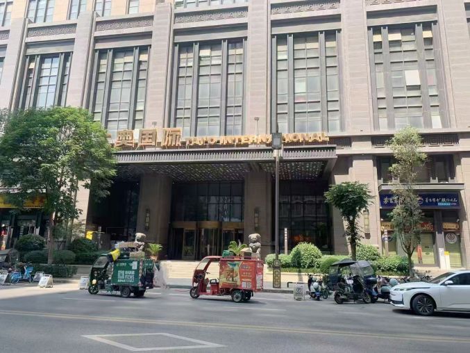 莲湖太奥国际240~492平精装写字间出租可分租